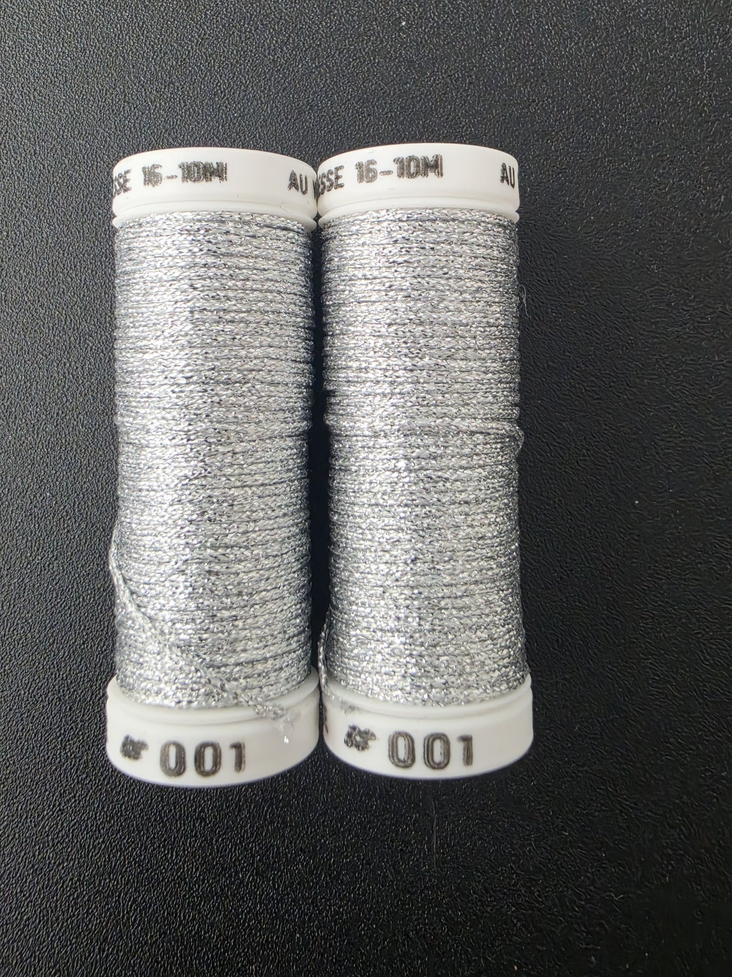 Au Ver A Soie Metallic #16 001