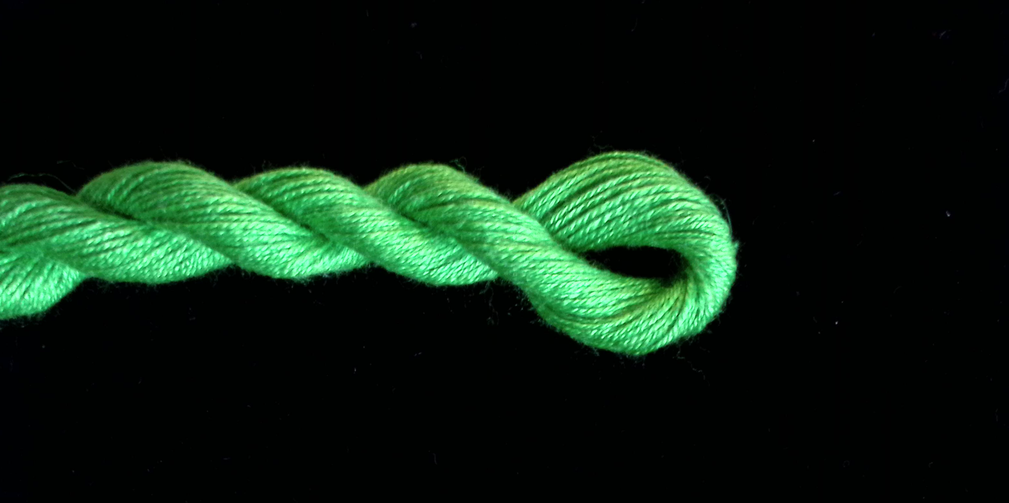 5072 Spring Green Solid Color Impressions Thread