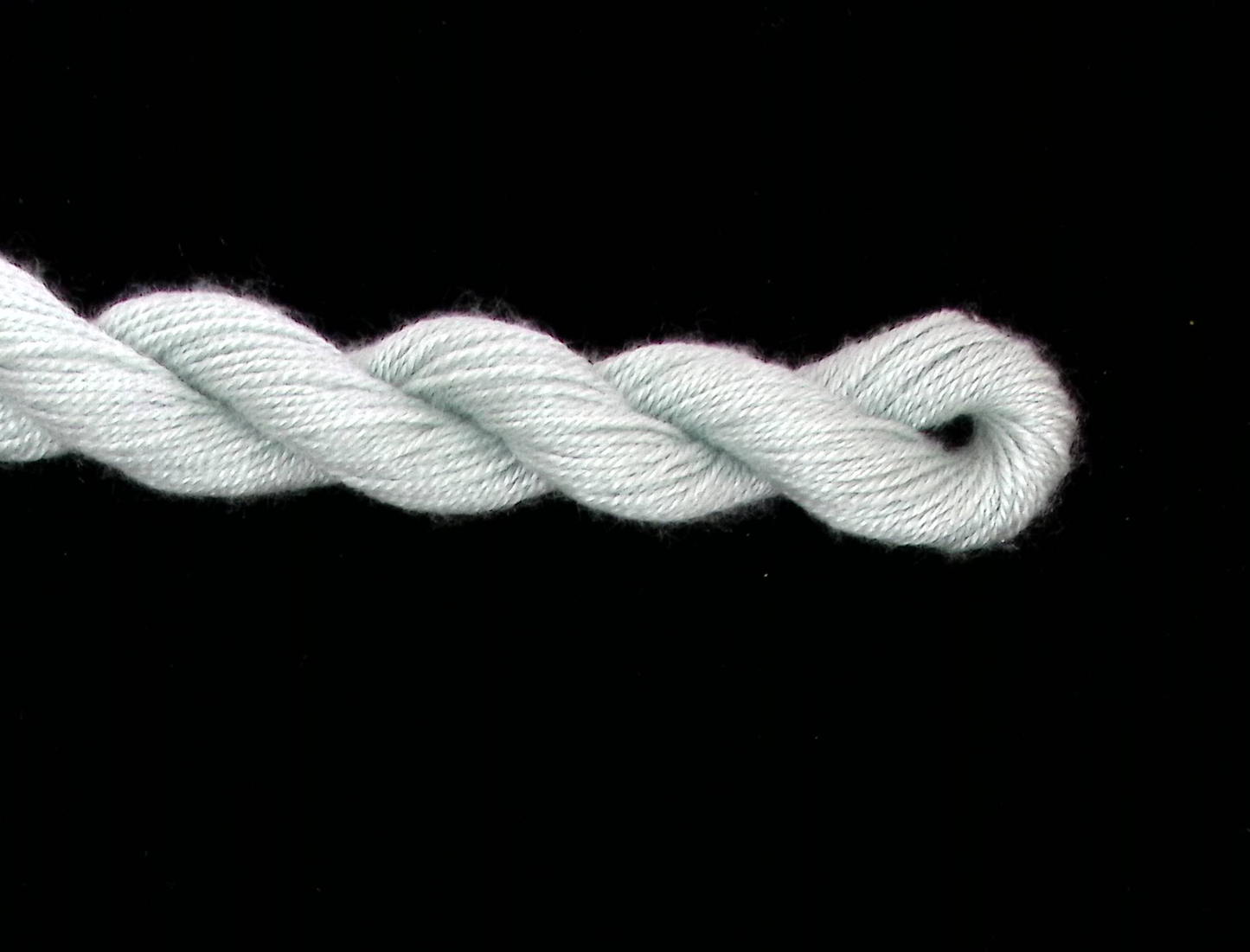 5136 Shadow Green Solid Color Impressions Thread