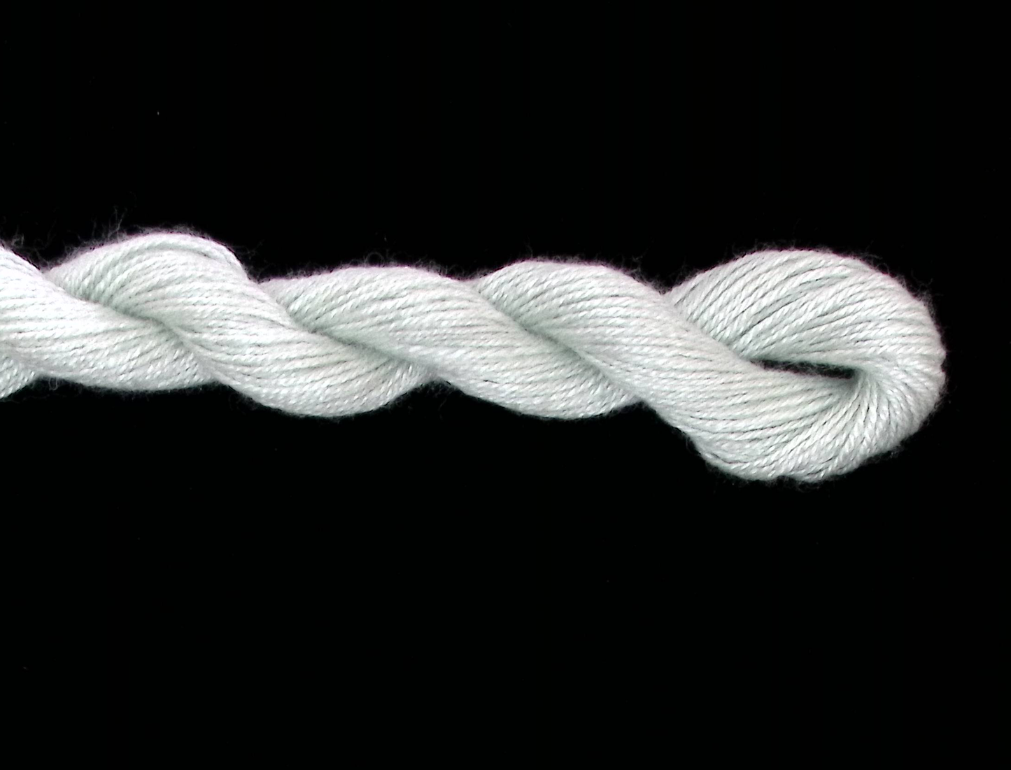 5137 Shadow Green Solid Color Impressions Thread