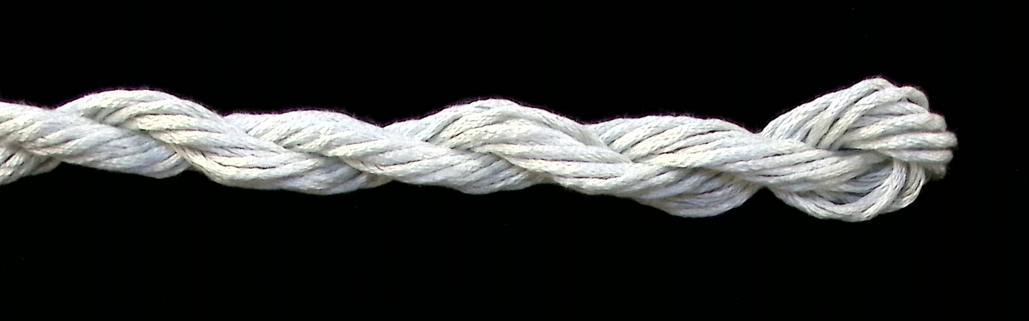 Williamsburg Blue Soie Cristale Thread