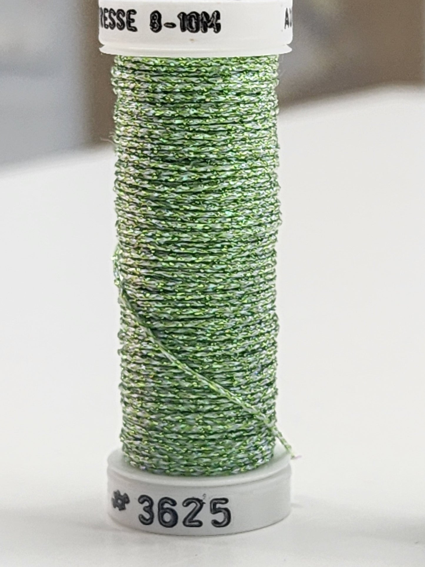 Au Ver A Soie Metallic #8 3625