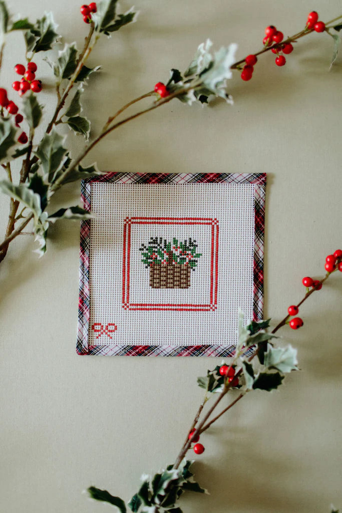 Holly Basket Round Le Point Studio