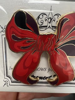 Red Bow Needle Minder