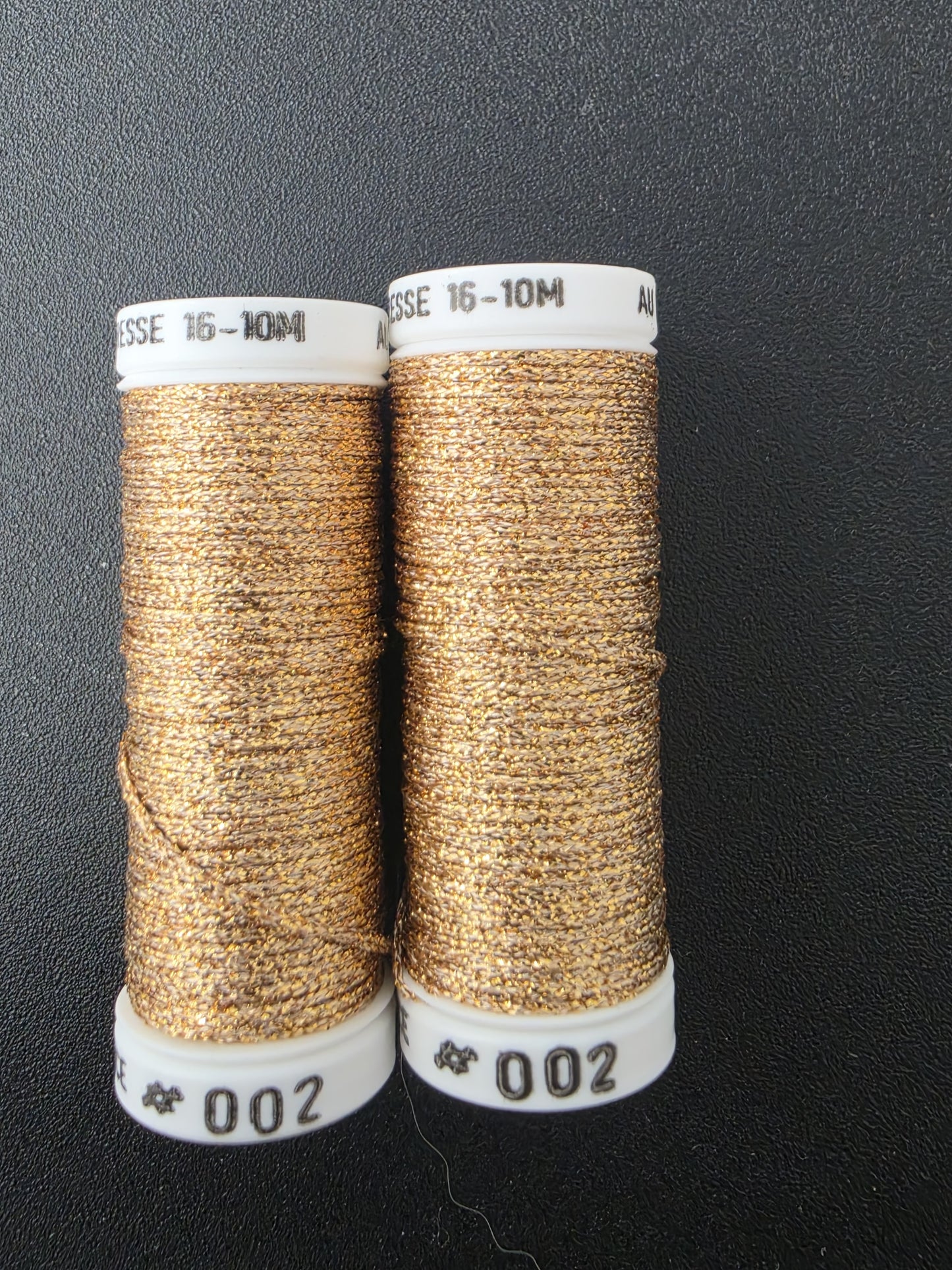 Au Ver A Soie Metallic #16 002