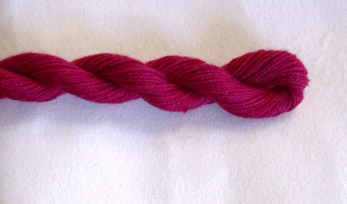 2040 Raspberry Solid Color Impressions Thread