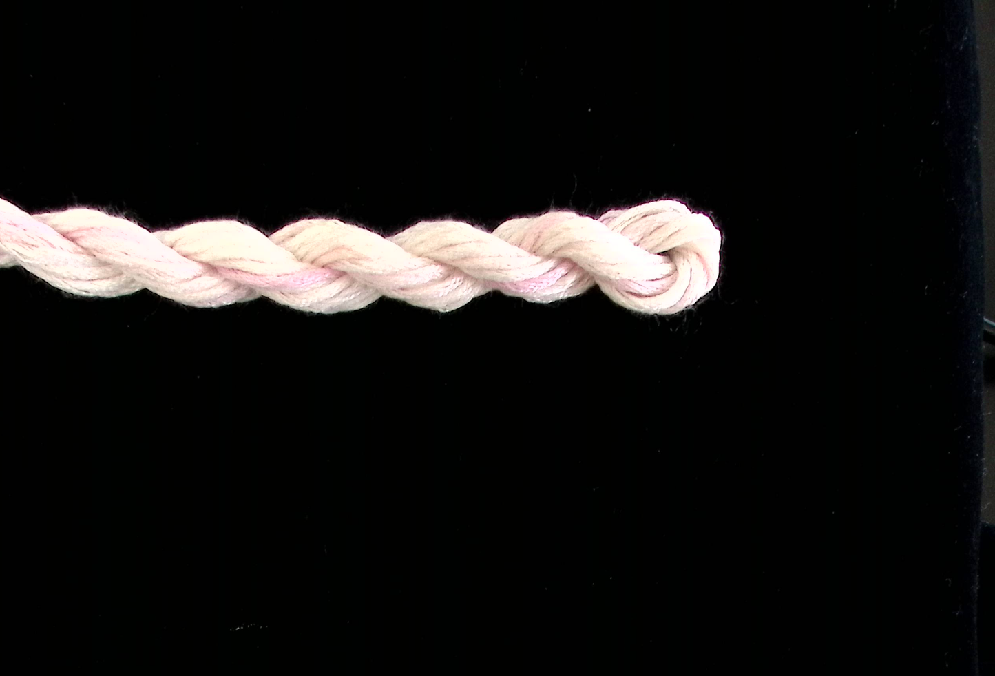 Petal Waterlilies Thread