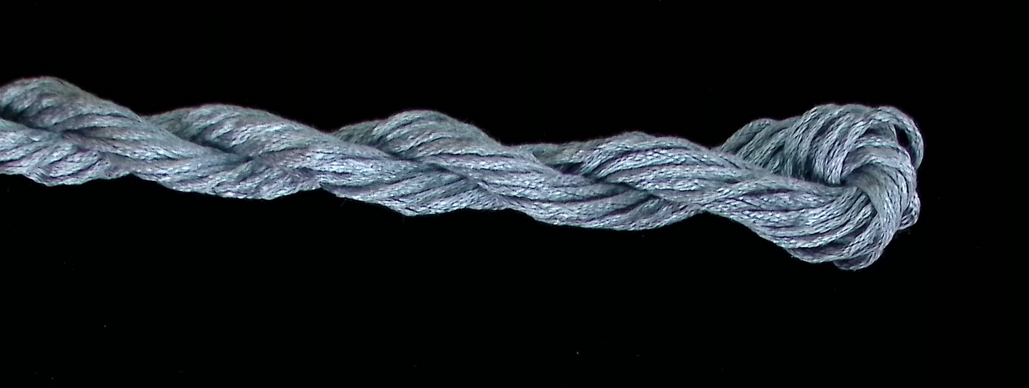 Williamsburg Blue Soie Cristale Thread