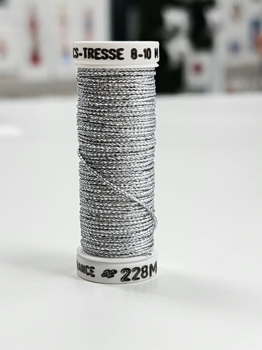 Au Ver A Soie Metallic #8 228M