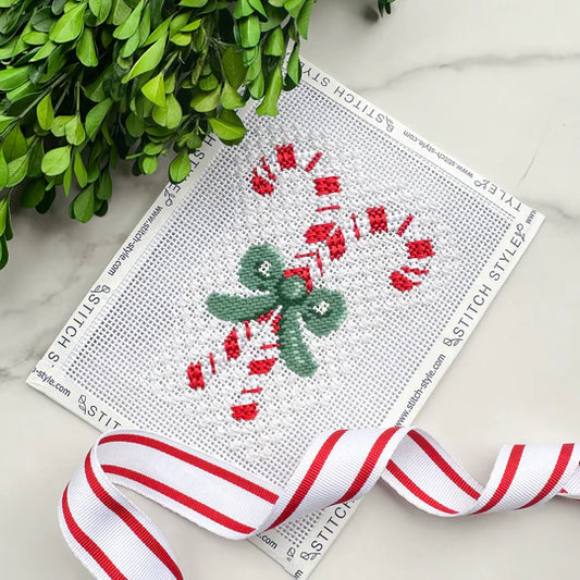 Candy Canes with Green Bow Free Stitch Guide