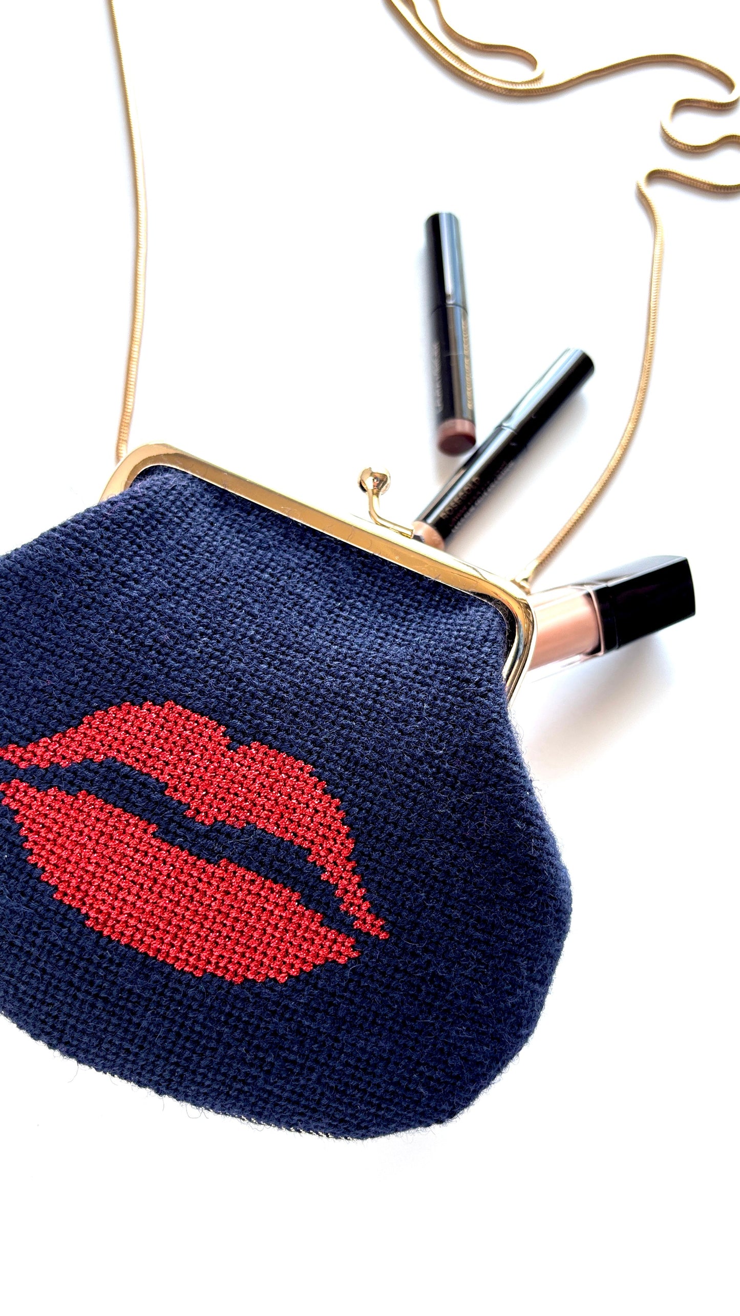 Lips Kiss Lock Bag Needlepoint Canvas - red and navy blue - PREORDER