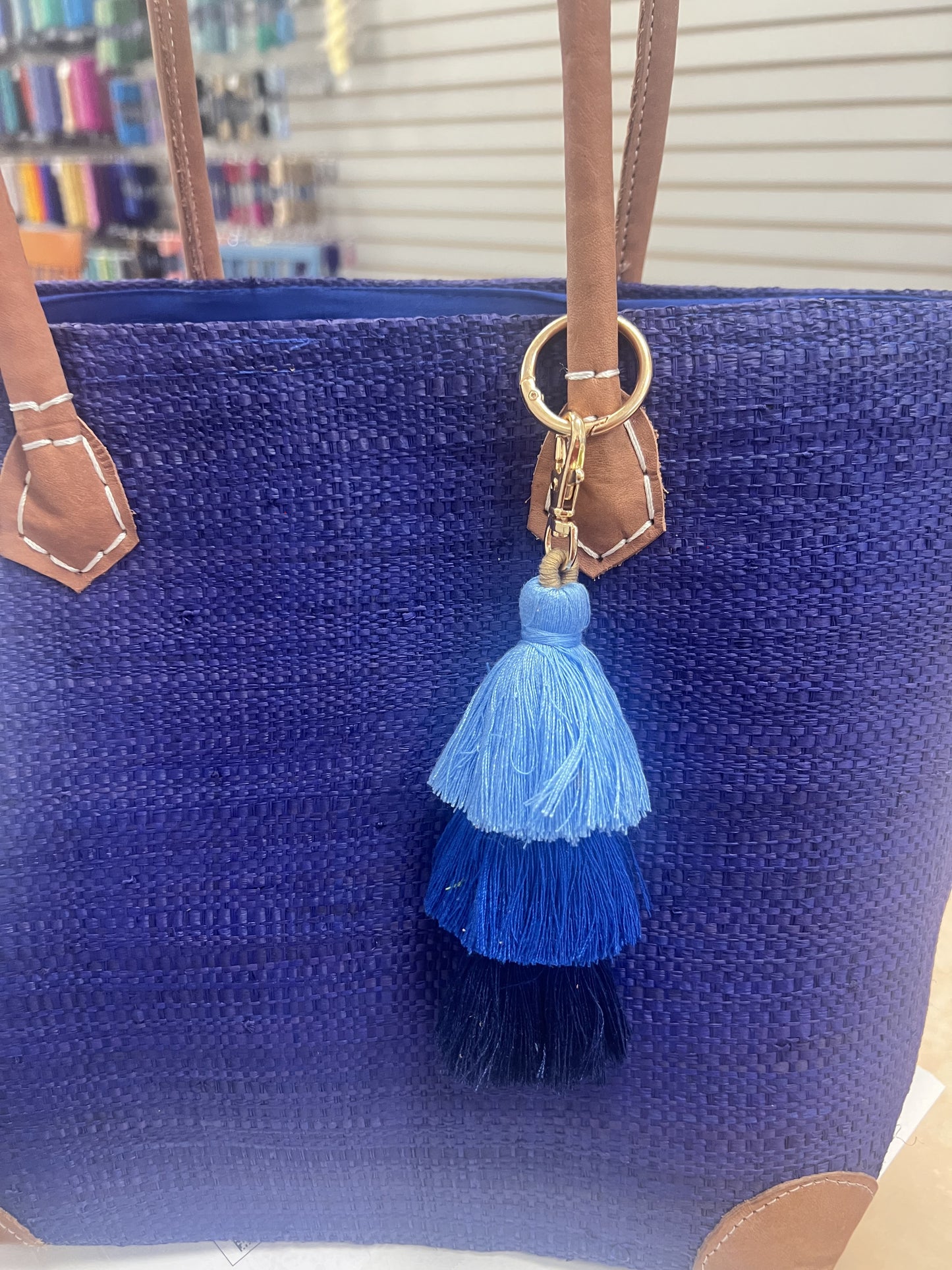 Raffia Tote Medium Navy with Tassel