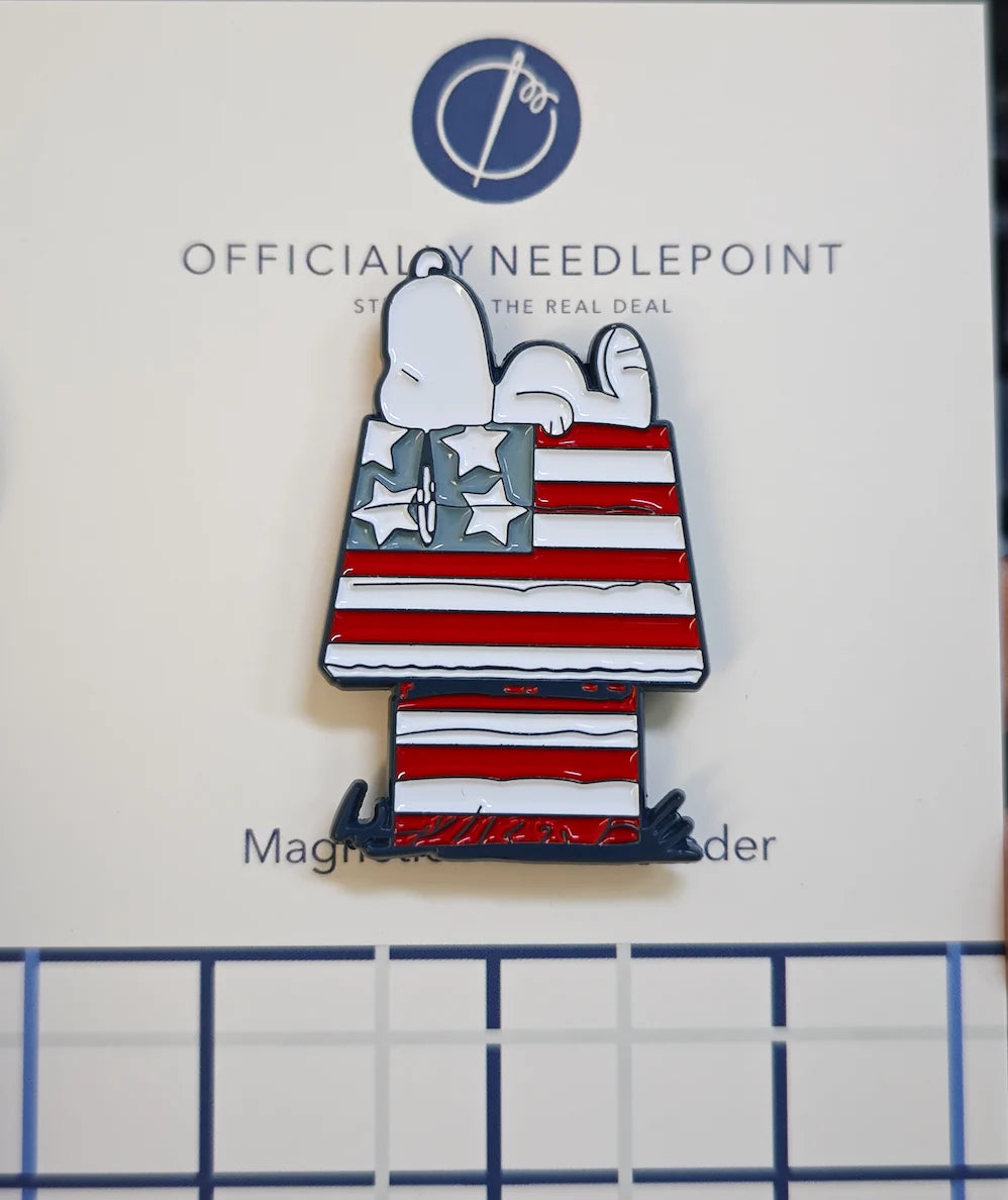 Peanuts Patriotic Snoopy Needle Minder