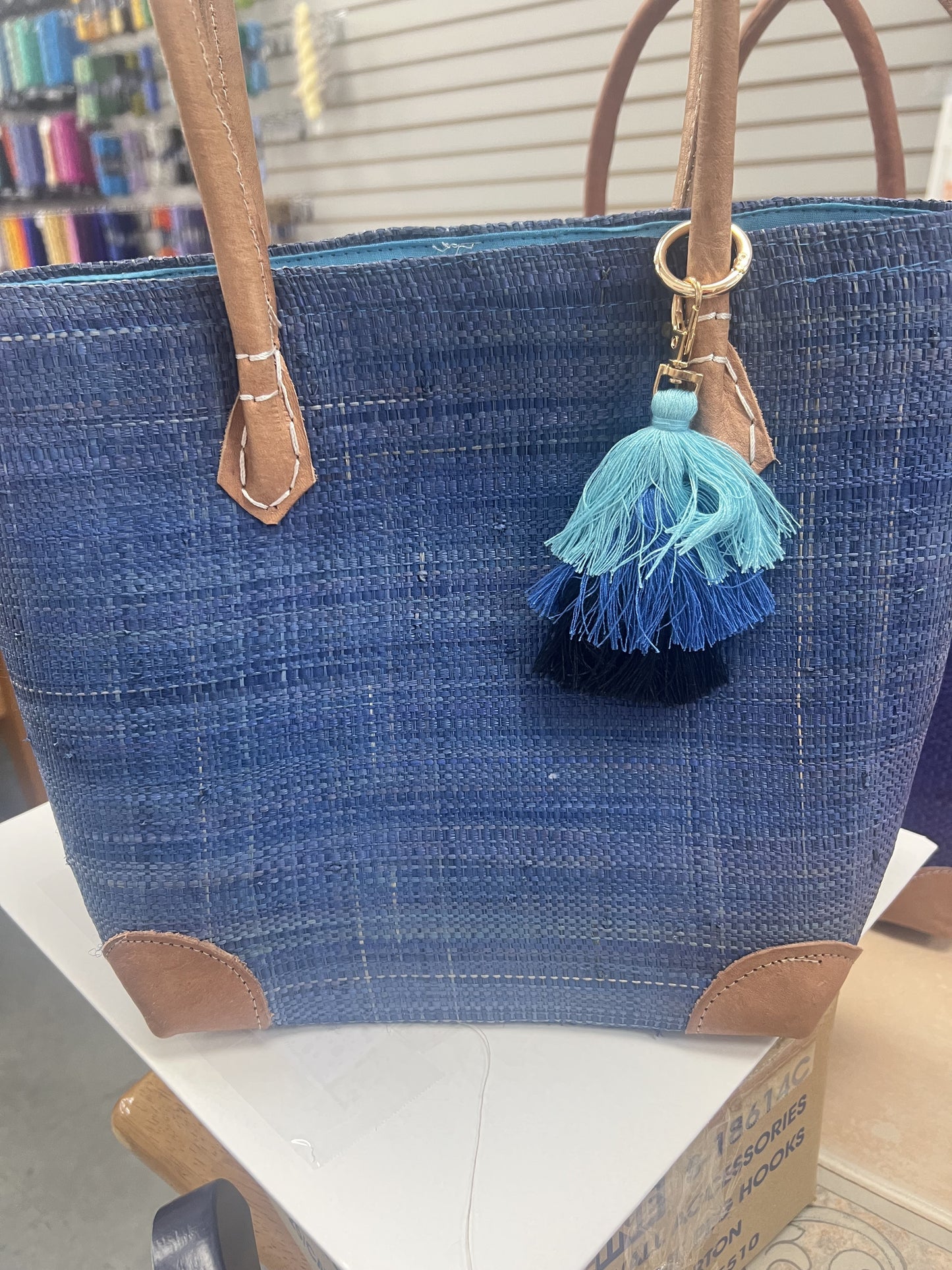 Raffia Tote Medium Turquoise with Tassel