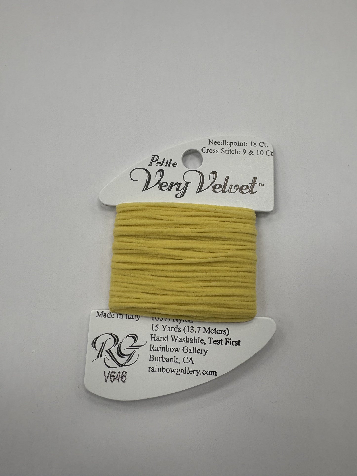 V646 Medium Yellow