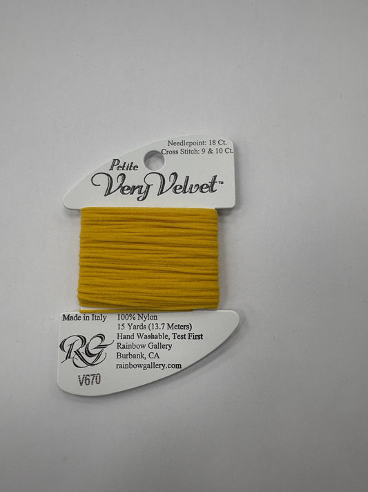 V670 Yellow Gold