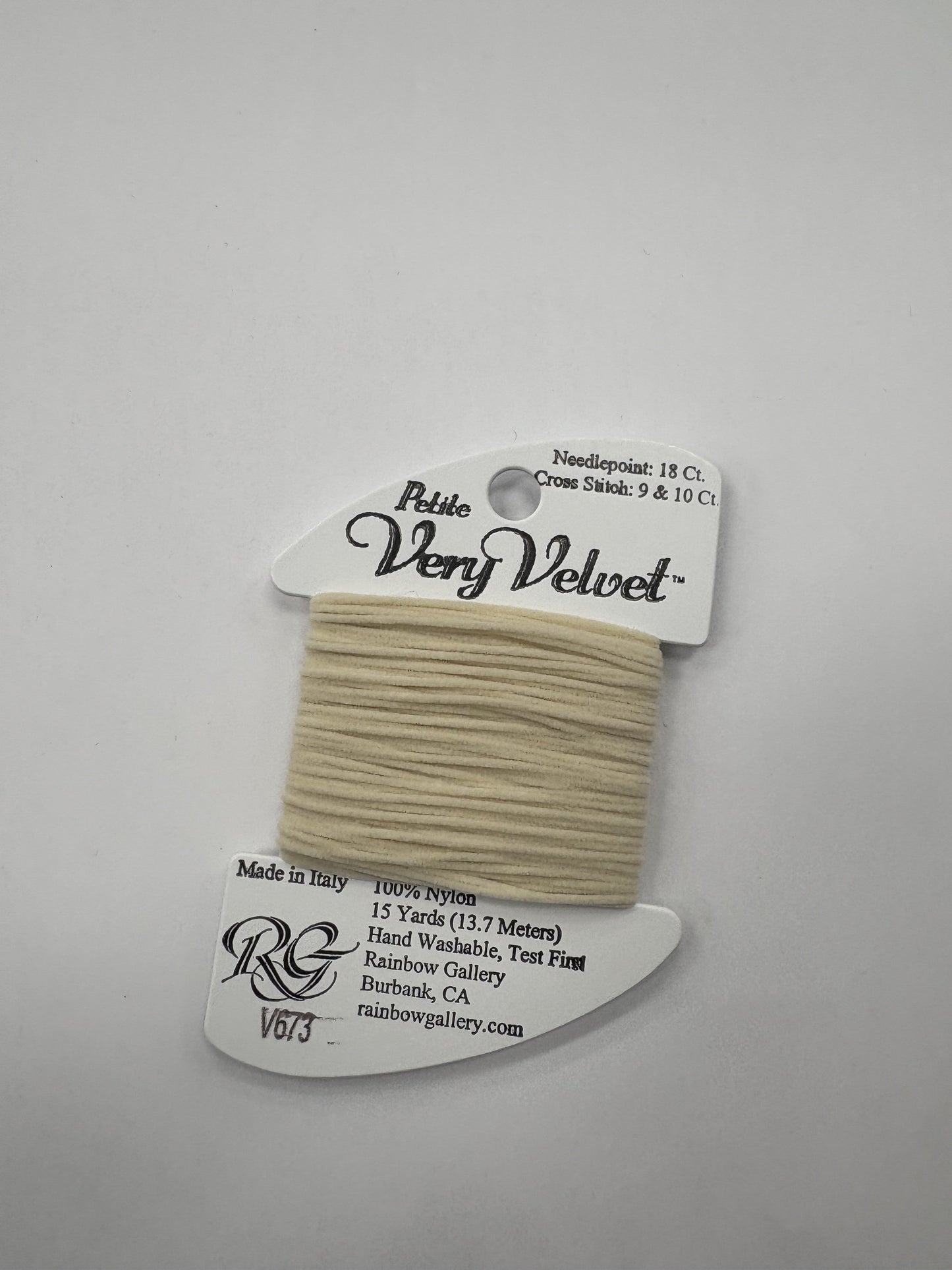 V673 Cream
